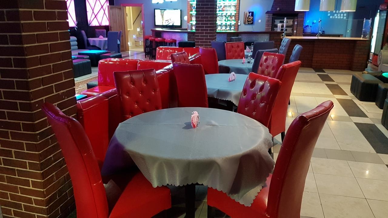 Hotel Gutland Wysokie Mazowieckie Eksteriør billede