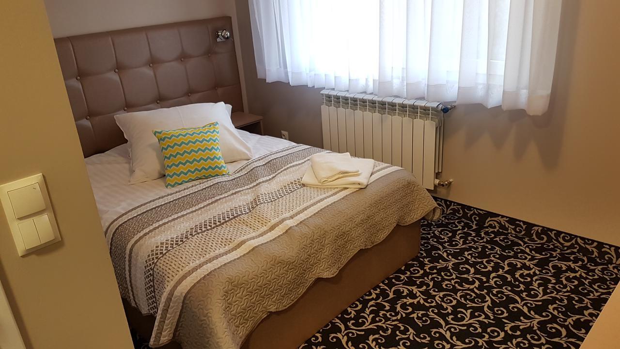 Hotel Gutland Wysokie Mazowieckie Eksteriør billede